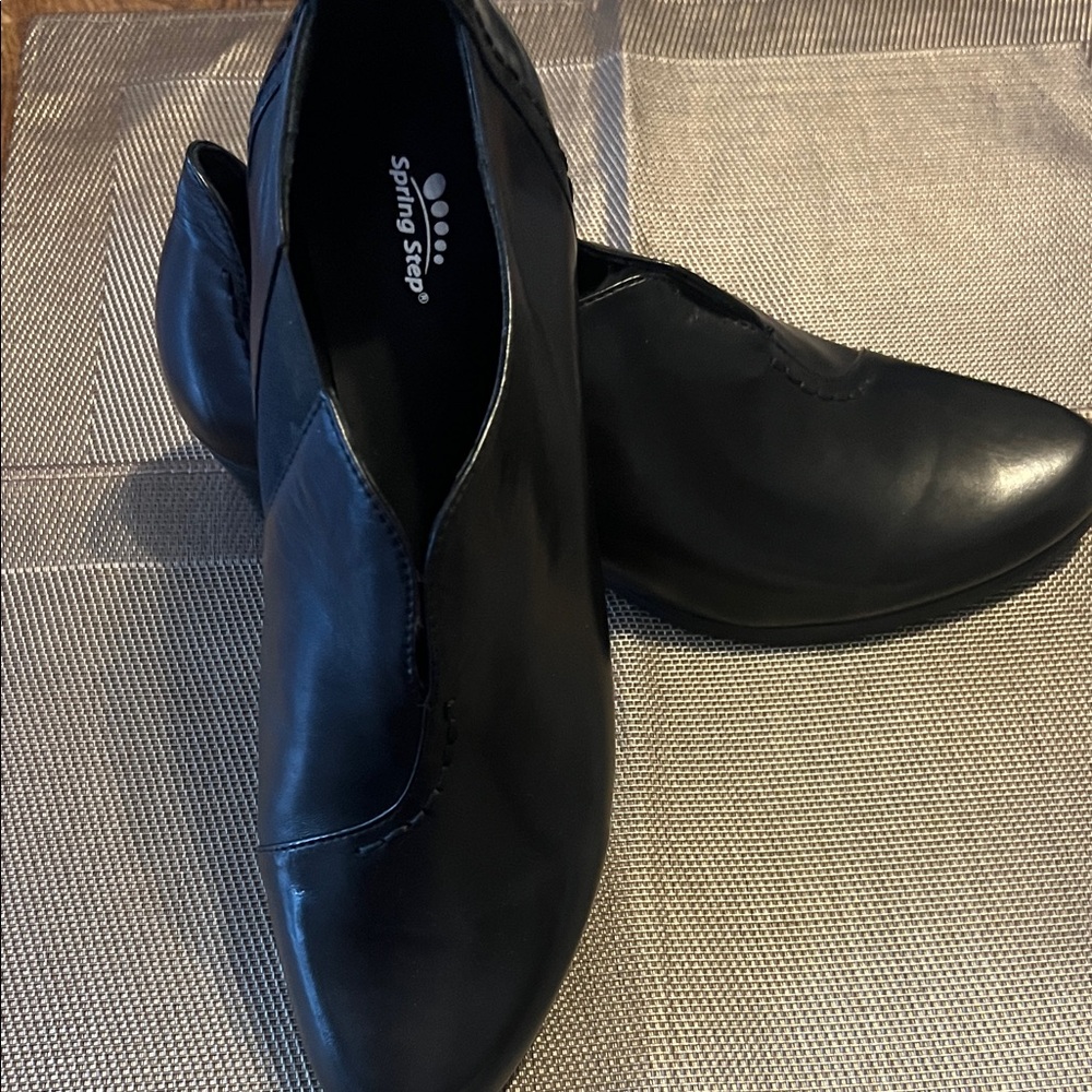 Spring Step Melbourne Pump Bootie - image 1